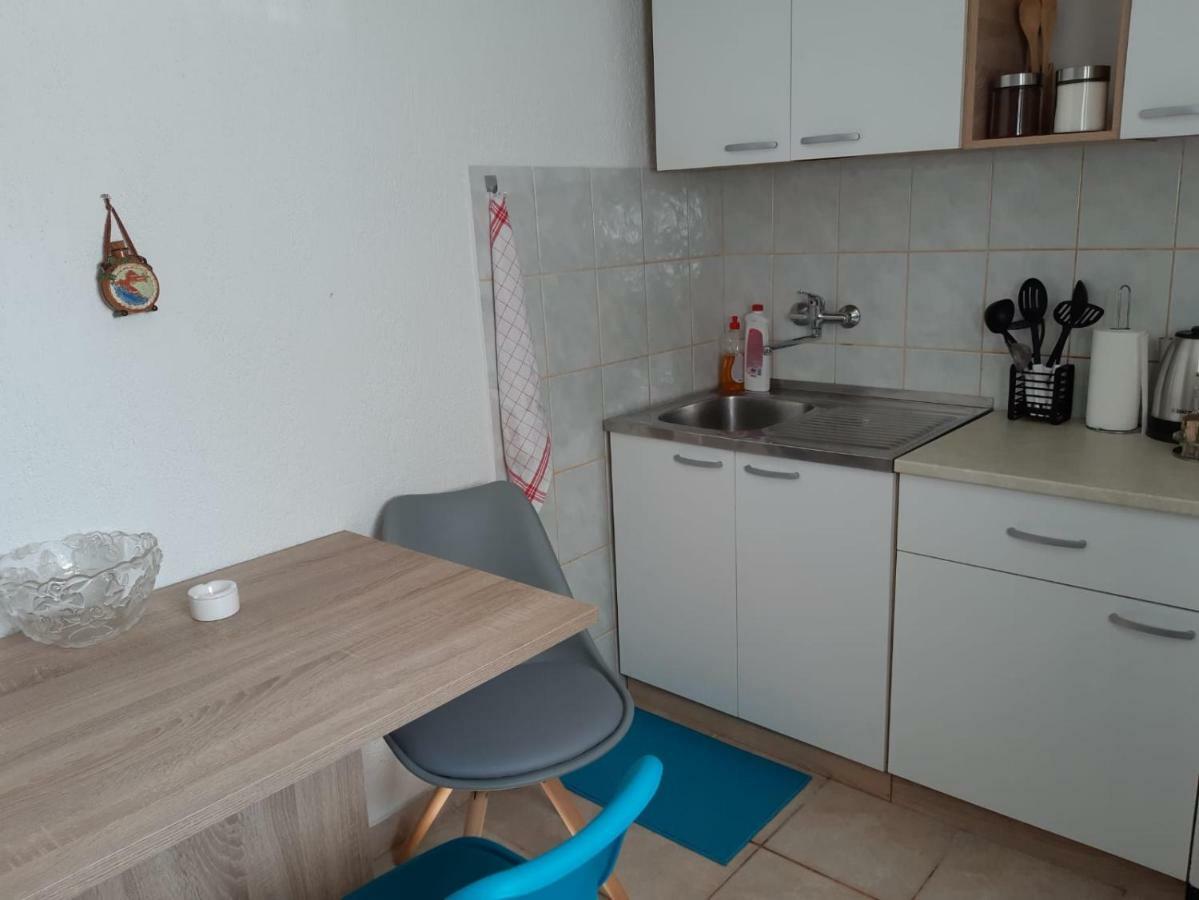 Apartment Upper Town Gospic Bagian luar foto